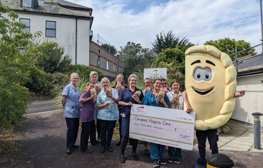 £5,000 delicious delivery to St Julia's Hospice from The Cornish Oven